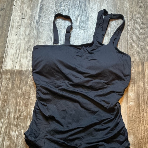 Elegant Black One-Piece Swimsuit Size 16W - Picture 2 of 9